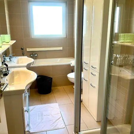 Tiffany's Ferienapartments Sind Alles, Ausser... Gewoehnlich!!!