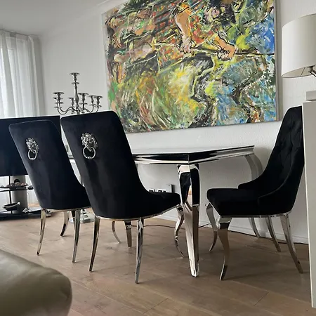 Tiffany's Ferienapartments Sind Alles, Ausser... Gewoehnlich!!! Apartment