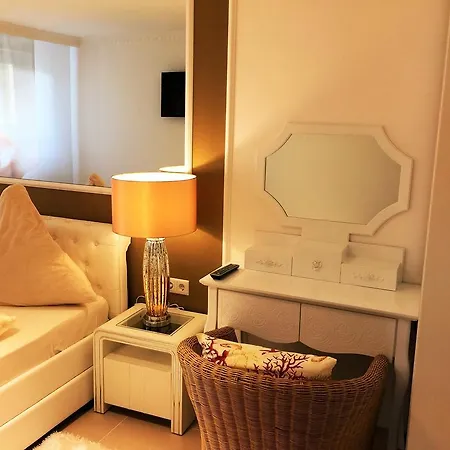 Tiffany's Ferienapartments Sind Alles, Ausser... Gewoehnlich!!!