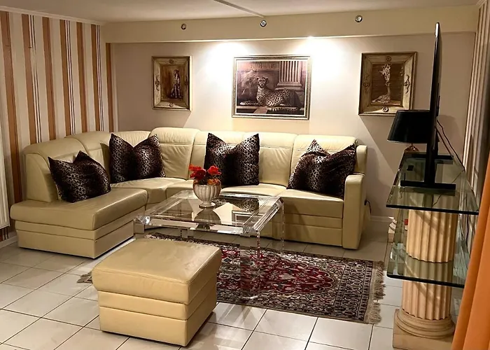 Tiffany's Ferienapartments Sind Alles, Ausser... Gewoehnlich!!! Apartment Timmendorfer Strand